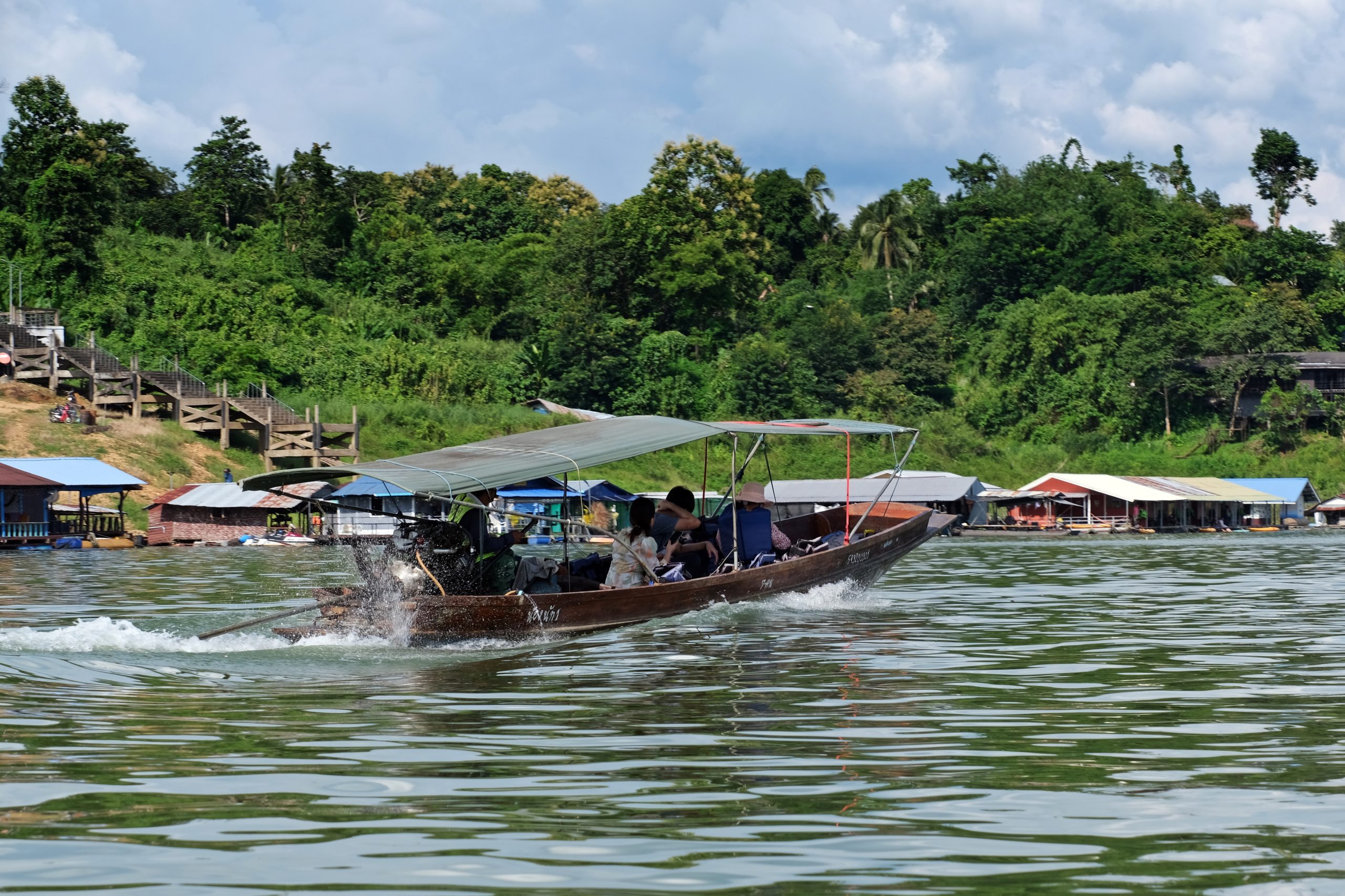 Boat trip : to the boats